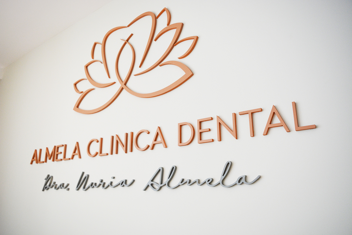 rotulo-Almela-dental-Castellon